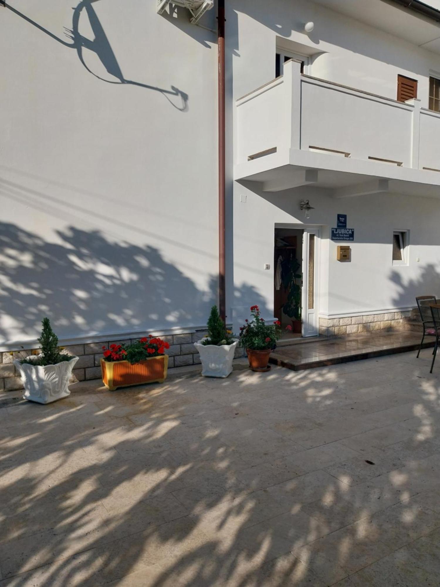 Ljubica Apartments And Rooms 수페타르스카 드라가 외부 사진